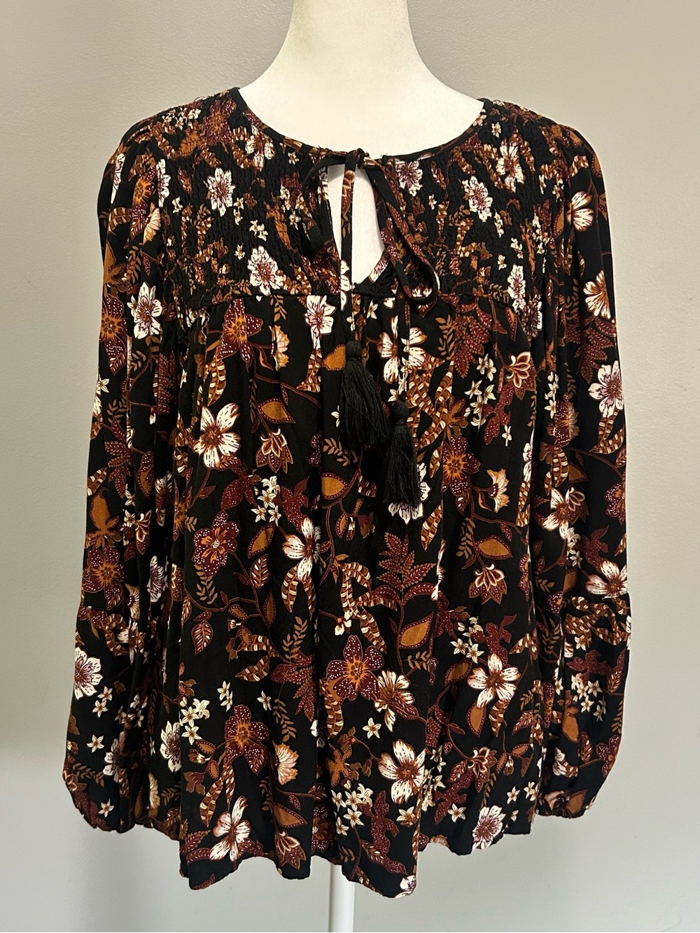 Women’s Black Rust Floral Boho Blouse Top Flowy Soft Draping Rayon Autumn Fall